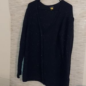 Cabela's Navy Blue Sweater